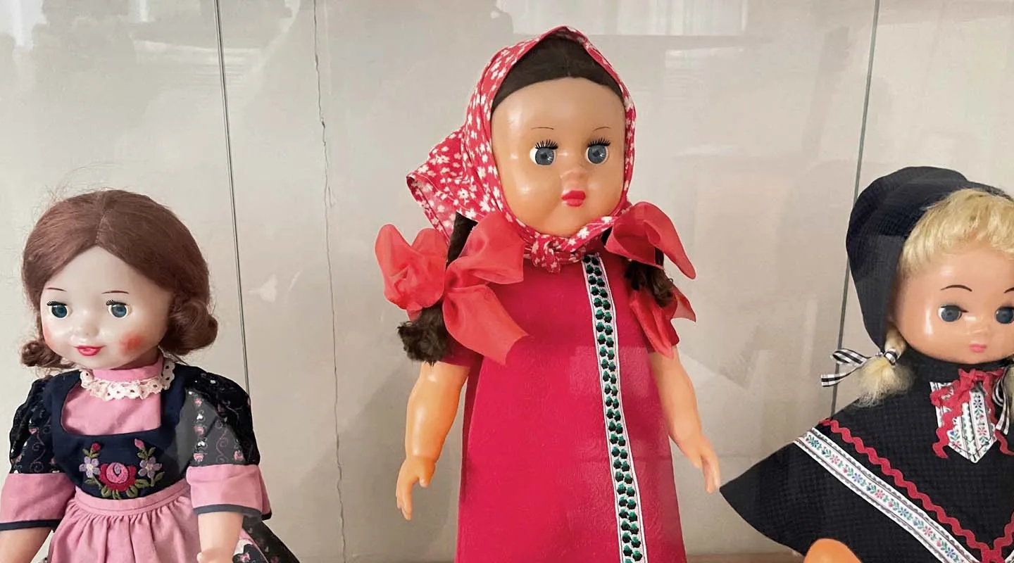 Кукольная выставка Ирины Поповой открылась в Комсомольске