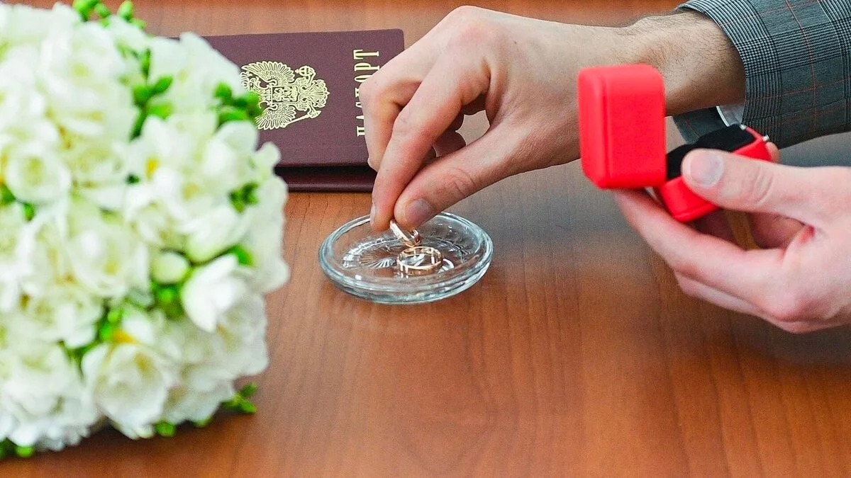29 пар в Комсомольске заключат брак в годовщину начала СВО