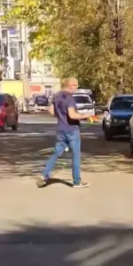 В Хабаровске полицейские задержали мужчину, который с ножом напал на подростка