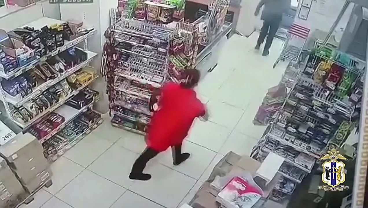В Комсомольске поймали подозреваемого в кражах алкоголя из супермаркета