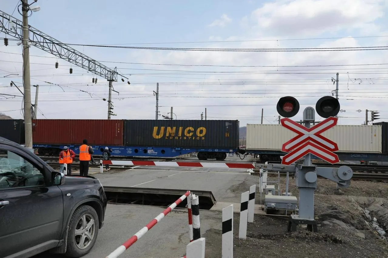 Железнодорожники обеспокоены ростом числа ДТП на переездах