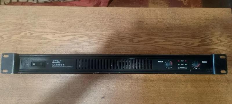 Продам усилитель Soundking AA500BX