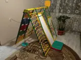 Продам детскую спортивную стенку