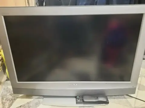 Продам телевизор Sony с приставкой