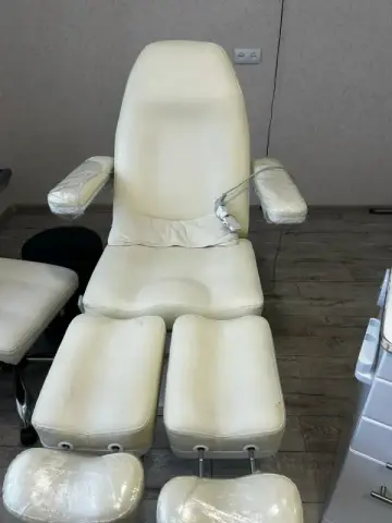 Продам педикюрное кресло