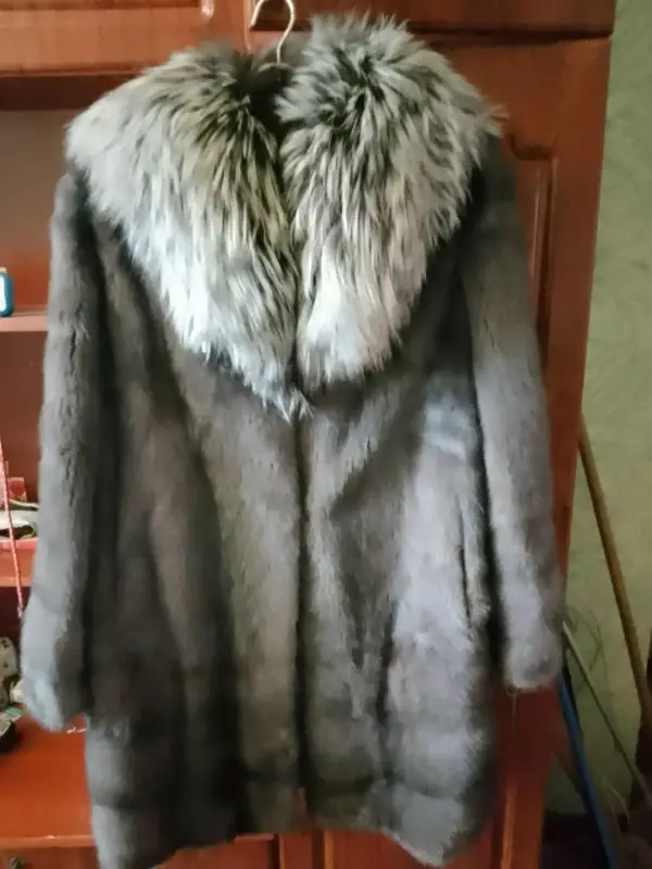 Продам укороченную норковую шубу