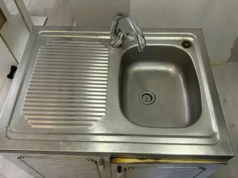 Продам мойку с краном