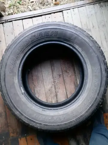 Продам комплект шин Dunlop Grandtrek AT22