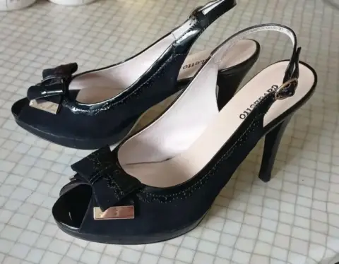 Продам босоножки Gavaletto
