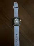 Продам Apple Watch SE