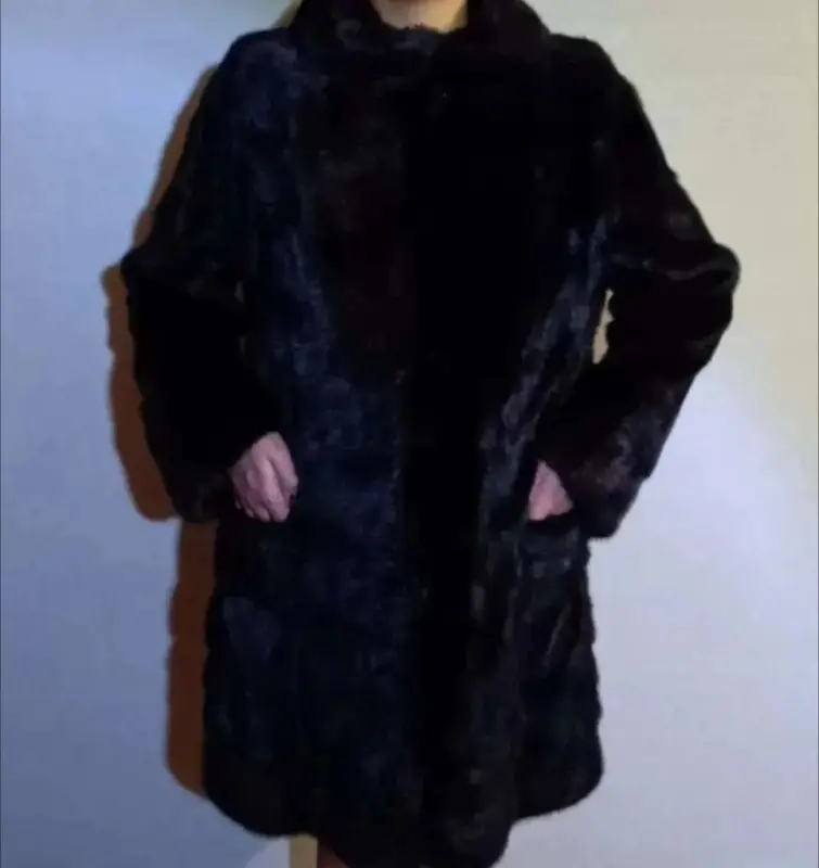 Продам норковую шубу